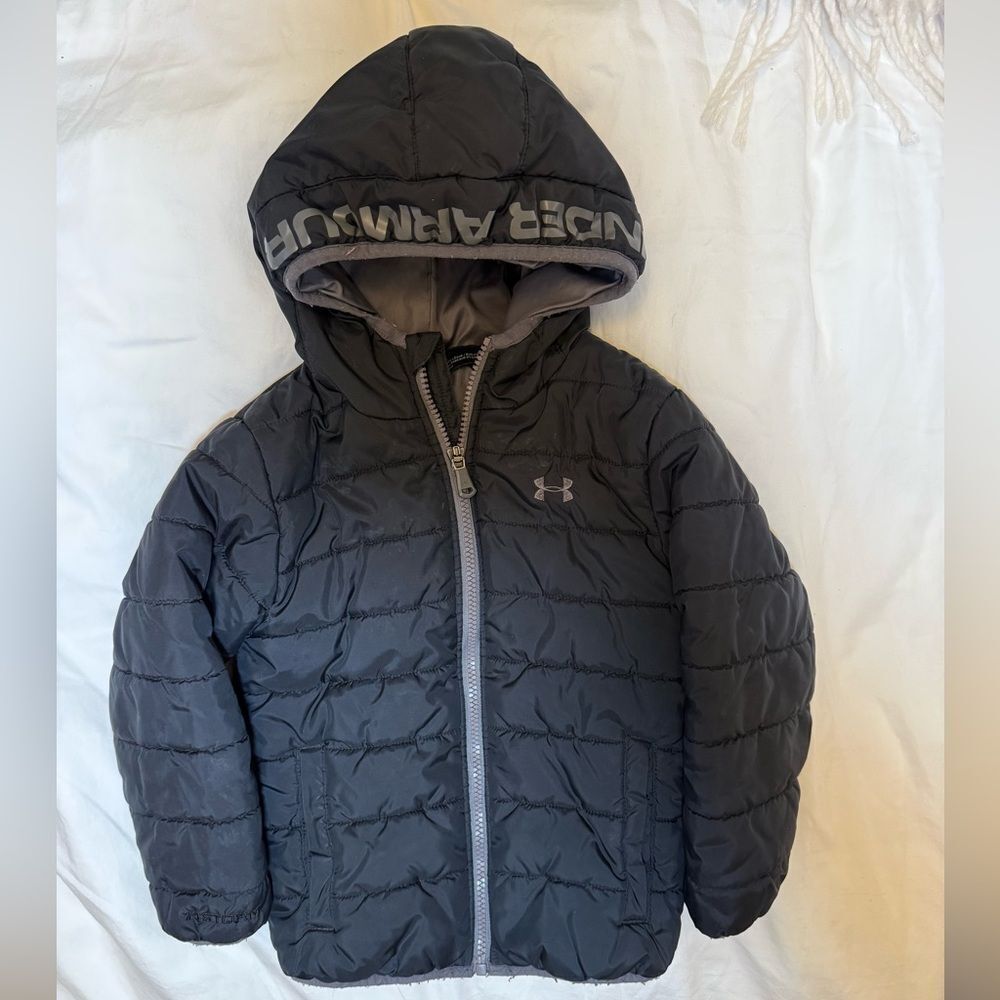 Under Armour Black/Charcoal Hooded Puffer Jacket - GUC